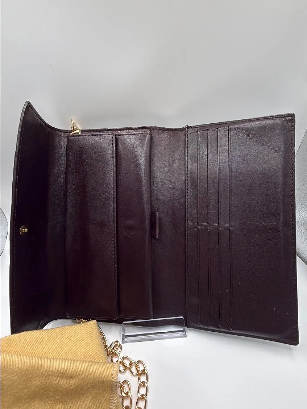 Authentic Louis Vuitton Black Vernis Patent Leather Chain Clutch With COA - Picture 2 of 2